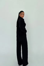 Load image into Gallery viewer, Black Linen Suit - Pearl Boutique