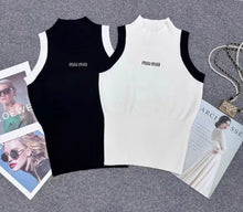 Load image into Gallery viewer, M Skirt Set White - Pearl Boutique